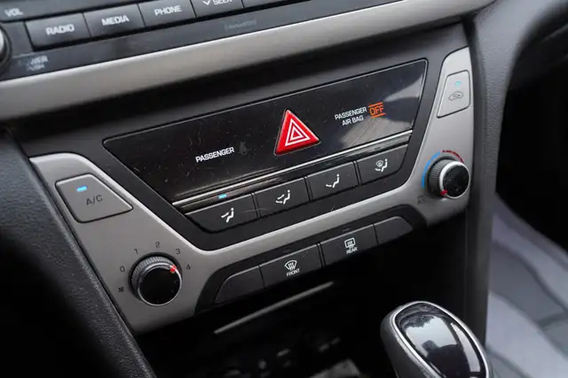 2018 Hyundai Elantra GL, BSM, HEATED SEATS, REARVIEW CAMERA. - Photo 20