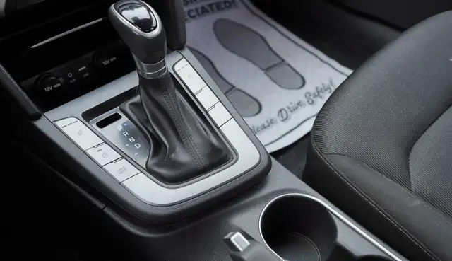 2018 Hyundai Elantra GL, BSM, HEATED SEATS, REARVIEW CAMERA. - Photo 24