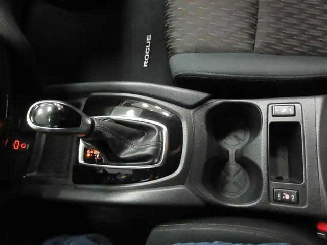 NISSAN ROGUE 2017 S AWD SIEGES CHAUFFANT CAMERA RECUL BLUETOOTH - Photo 15