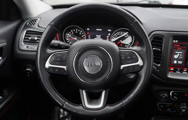 2018 Jeep Compass Trailhawk, 4x4, Panoramic Roof, Beats Audio, T - Photo 18