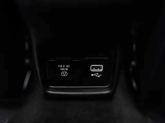 2018 Jeep Compass Trailhawk, 4x4, Panoramic Roof, Beats Audio, T - Photo 39