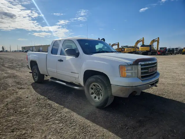2011 GMC Sierra 1500 - Photo 4