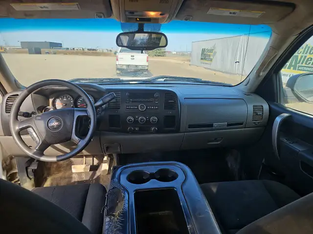 2011 GMC Sierra 1500 - Photo 24