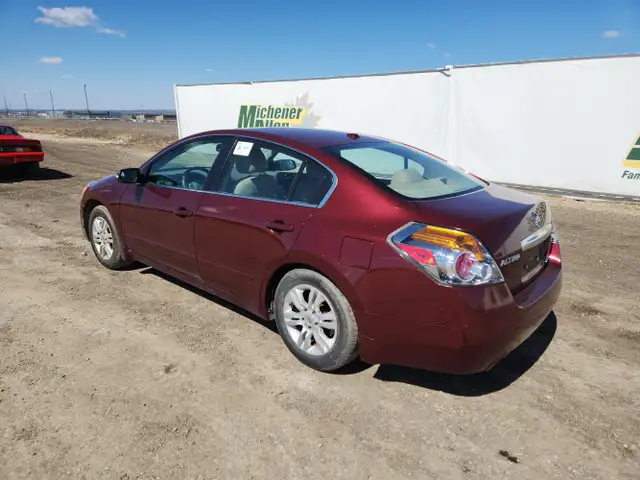 2010 Nissan Altima - Photo 3