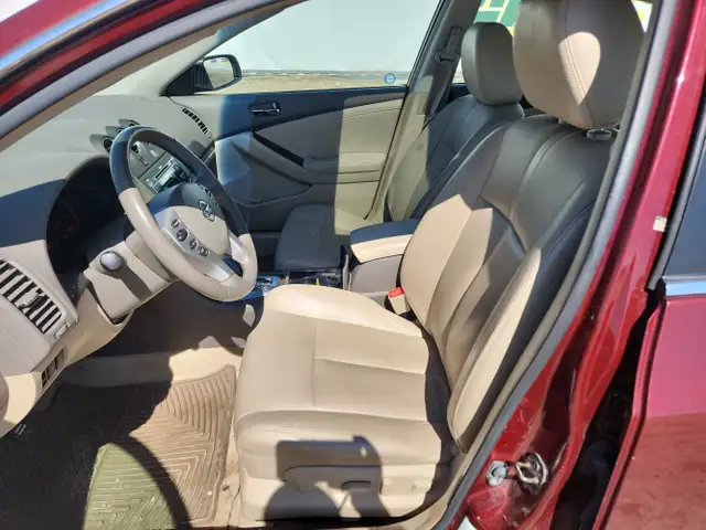 2010 Nissan Altima - Photo 13