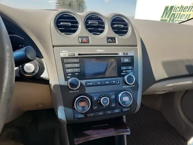 2010 Nissan Altima - Photo 23