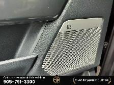 2022 Ford F-150 Lariat | V8 | Loaded | Nav | Pano Roof - Photo 23