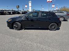 2026 Toyota Corolla Hatchback SE UPGRADE - Photo 2