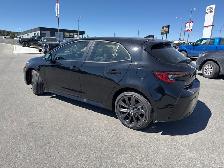 2026 Toyota Corolla Hatchback SE UPGRADE - Photo 3