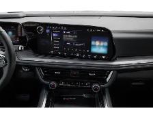 2026 Chevrolet Suburban LT - Photo 13