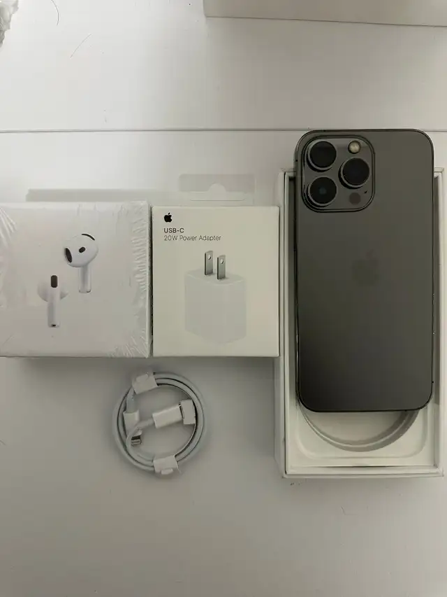 IPHONE 13 PRO 128gb AIRPODS/CHARGER SET/DELIVERY