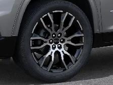 2026 GMC Acadia Denali Ultimate - Photo 12