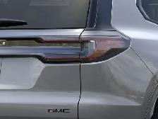 2026 GMC Acadia Denali Ultimate - Photo 14