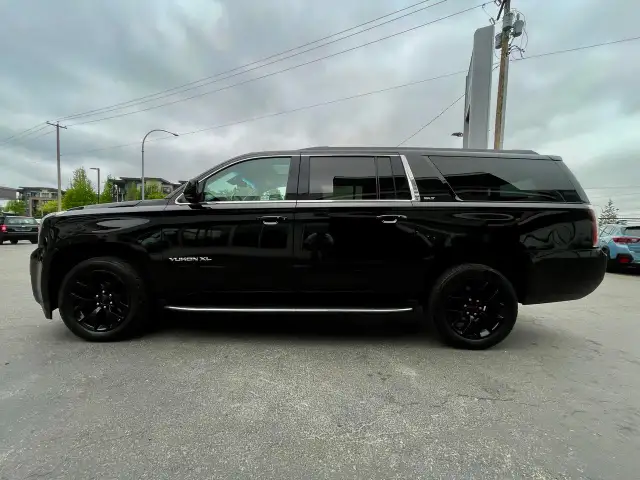 2019 GMC Yukon XL SLT 5.3L 4WD EXTENDED LEATHR SUNROOF DVD 7-PAS - Photo 4