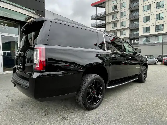 2019 GMC Yukon XL SLT 5.3L 4WD EXTENDED LEATHR SUNROOF DVD 7-PAS - Photo 7