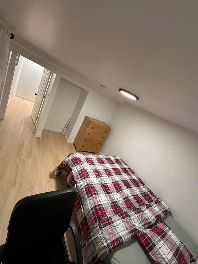 room for rent - Photo 3