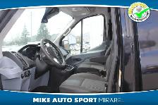 2018 Ford Transit Van T-250 toit moyen 148 po PNBV de 9 000 lb p - Photo 4