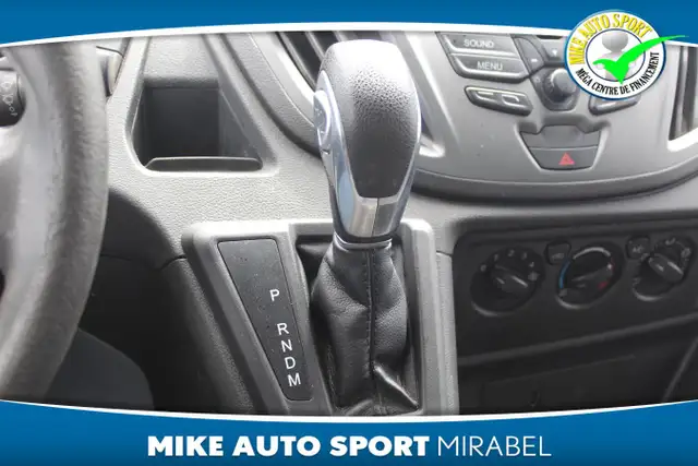 2018 Ford Transit Van T-250 toit moyen 148 po PNBV de 9 000 lb p - Photo 10