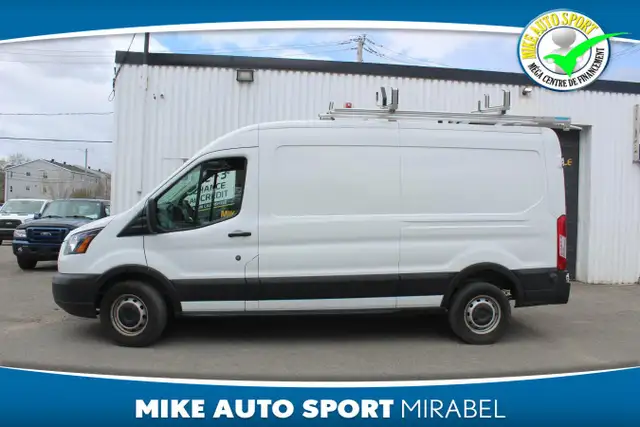 2019 Ford Transit fourgon utilitaire T-250 toit moyen 148 po PNB - Photo 2
