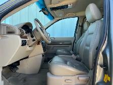 2005 Ford Freestar Limited | Tri-zone climate control | Power Mi - Photo 12
