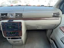2005 Ford Freestar Limited | Tri-zone climate control | Power Mi - Photo 23