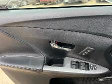 2016 Toyota Venza Limited AWD | Power Tailgate | Sunroof - Photo 17
