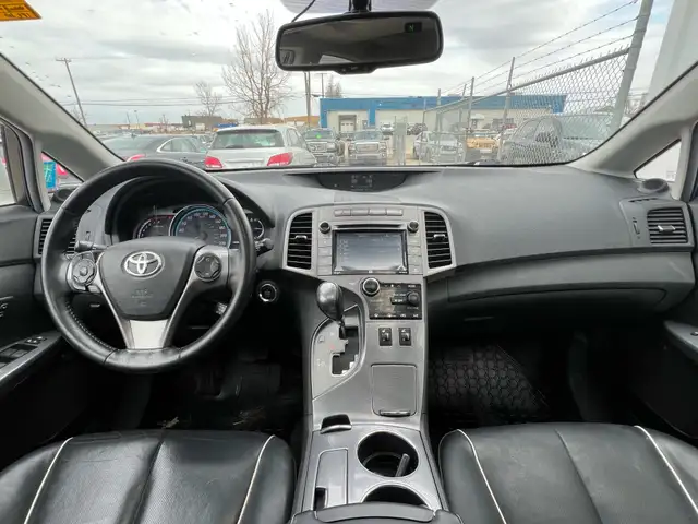 2016 Toyota Venza Limited AWD | Power Tailgate | Sunroof - Photo 26