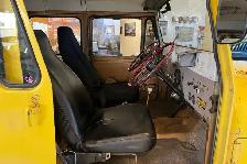 1973 DJ-5C dual steering - Photo 10