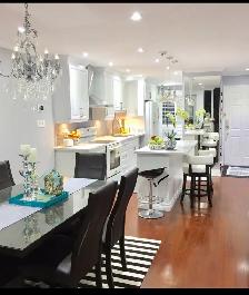 Private Room For Rent in in close to Sq1