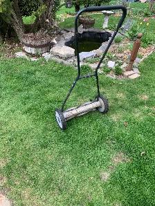Electric lawnmower push