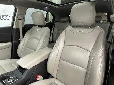 2019 Cadillac XT4 AWD Premium Luxury | Massage Seats | Winter - Photo 13