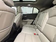 2019 Cadillac XT4 AWD Premium Luxury | Massage Seats | Winter - Photo 16