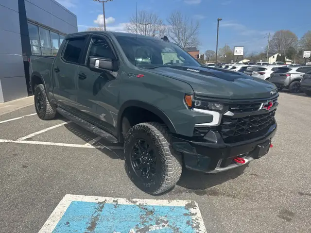 2025 Chevrolet Silverado 1500 ZR2 2025 Silverado ZR2 3.0L Diesel - Photo 5