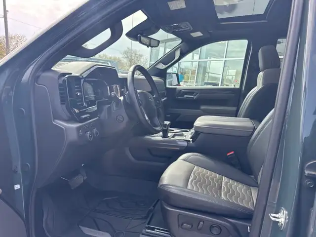 2025 Chevrolet Silverado 1500 ZR2 2025 Silverado ZR2 3.0L Diesel - Photo 14