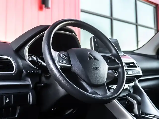 2020 Mitsubishi Eclipse Cross ES S - AWD - Photo 9