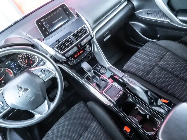 2020 Mitsubishi Eclipse Cross ES S - AWD - Photo 16