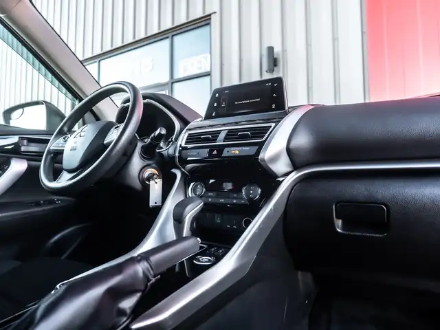 2020 Mitsubishi Eclipse Cross ES S - AWD - Photo 20