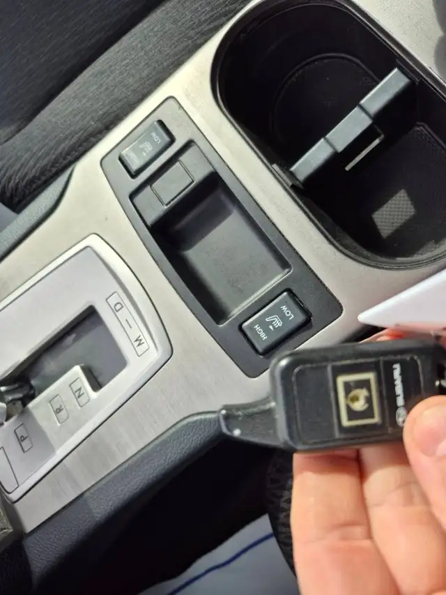 2011 Subaru Legacy - Photo 10