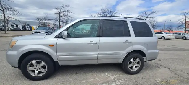 Honda Pilot EXL Touring - Photo 2