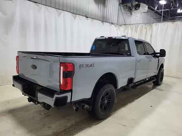 2025 Ford Super Duty F-250 SRW Lariat FX4 608A - Photo 3