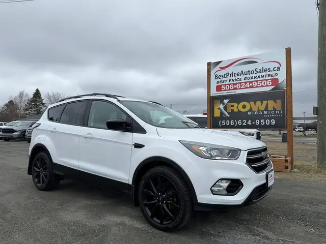 2018 Ford Escape SE 4WD CERTIFIED!