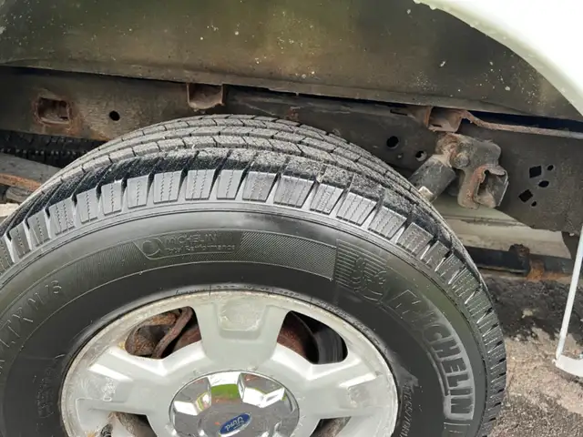 Only 151KM 2014 Ford F-150 in great shape - Photo 9