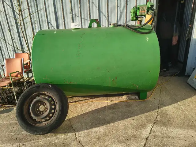 5000 gallon tank - Photo 2