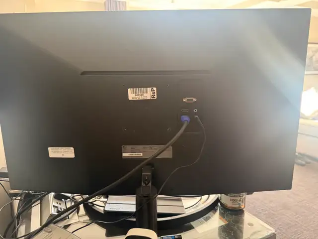 32" LG Monitor 32-ML60TM - Like New - Photo 3