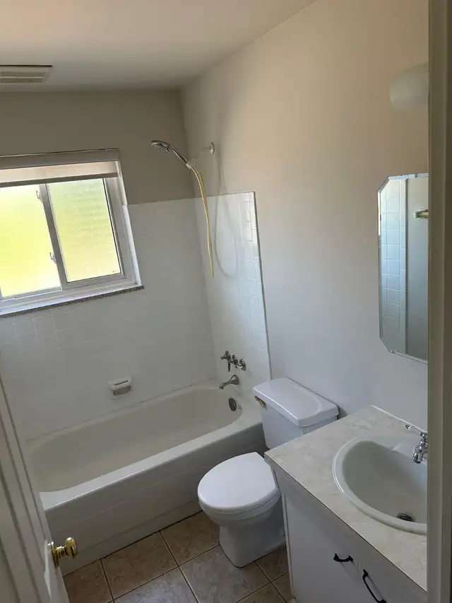 2 Beds 1 Bath Apartment/condo - July 1 - Photo 5