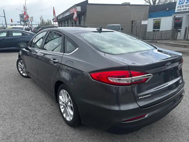 2019 Ford Fusion SE, Push Button Start, Alloys, Auto Stop-Start, - Photo 4