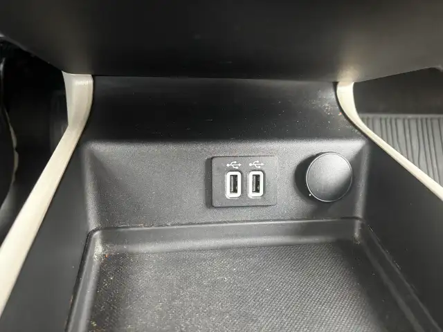 2019 Ford Fusion SE, Push Button Start, Alloys, Auto Stop-Start, - Photo 19