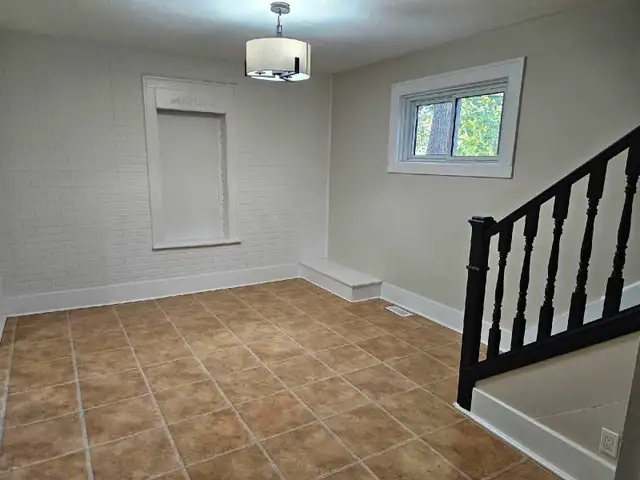 INVESTORS AND RENOVATORS! THIS IS A GREAT PRICE! - Photo 2