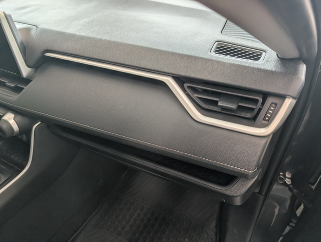 2025 Toyota RAV4 LE AWD, A/C, - Photo 9