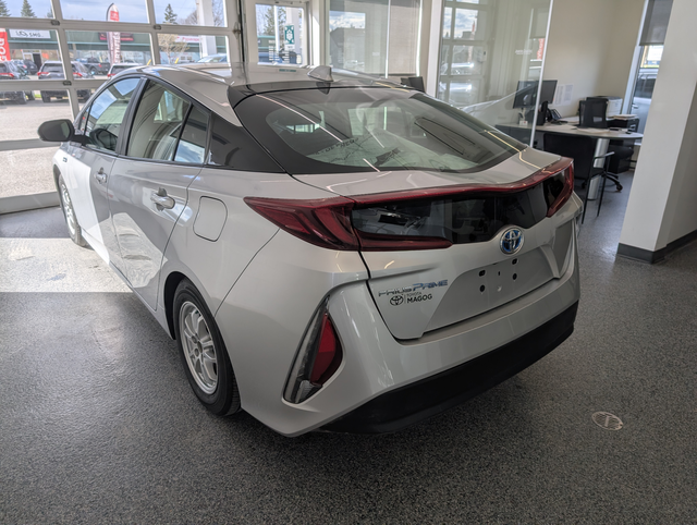 2022 Toyota Prius Prime BRANCHABLE, A/C, - Photo 2